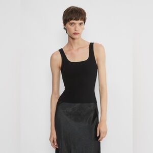 NWT - ** READ DESCRIPTION ** Babaton Sculpt Knit Squareneck Tank - Black - Large